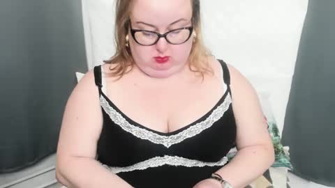 Bonnie online show from December 5, 2024, 8:44 am