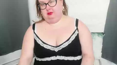 Bonnie online show from December 7, 2024, 10:01 am