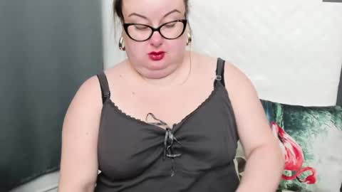 Bonnie online show from December 21, 2024, 8:18 am