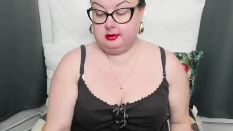 Bonnie online show from February 28, 2025, 4:54 am