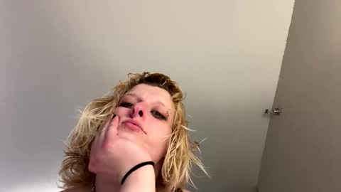 boobookittyfuxx online show from February 28, 2026, 11:22 am