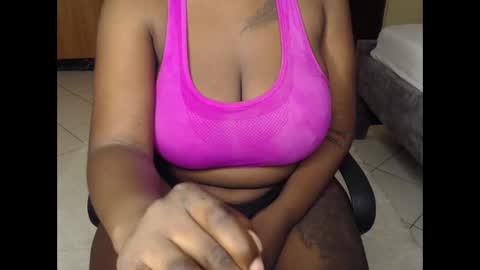 booby_candy online show from November 28, 2025, 2:47 am