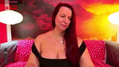 Snapshot of boobyianax chatting on November 17, 2025, 7:14 am BoobyIANAx online show from November 17, 2025, 7:14 am