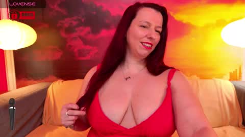 Snapshot of boobyianax chatting on November 26, 2025, 2:51 pm BoobyIANAx online show from November 26, 2025, 2:51 pm