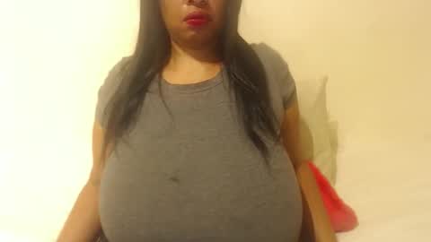 boobyqueen online show from October 22, 2025, 6:40 pm