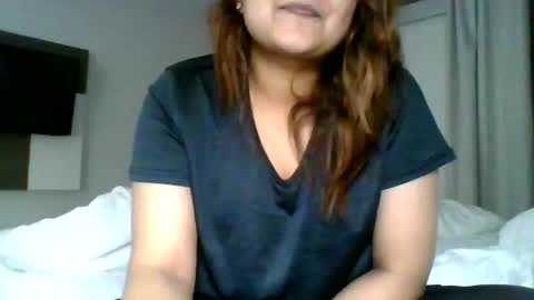 Snapshot of bookishdivya chatting on September 24, 2025, 9:45 am Divya online show from September 24, 2025, 9:45 am