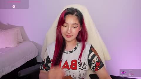 Snapshot of boonie_girl chatting on December 19, 2024, 8:45 am Booniee online show from December 19, 2024, 8:45 am