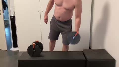 boopye online show from October 21, 2025, 7:42 am