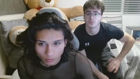 Snapshot of bootybros chatting on February 19, 2025, 4:34 am bootybros online show from February 19, 2025, 4:34 am