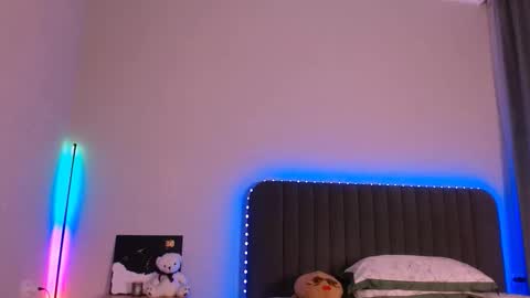 Mona online show from March 8, 2026, 1:58 am