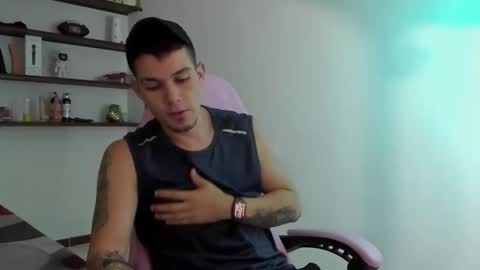 booyhott_ online show from December 18, 2025, 7:53 pm