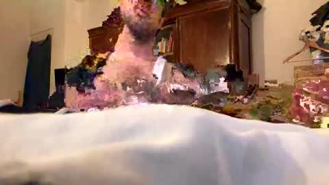 Snapshot of booyyy12 chatting on April 15, 2026, 7:58 pm BoYYYOOO online show from April 15, 2026, 7:58 pm