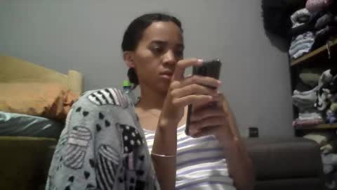 boozyArt online show from October 30, 2025, 5:57 pm