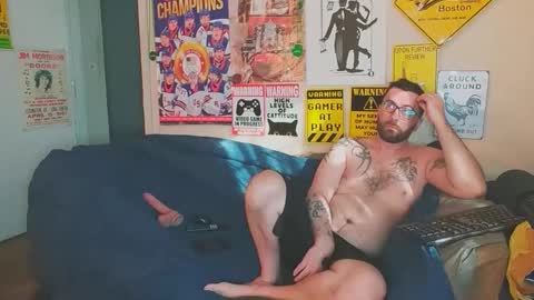 boredandirish21 online show from April 24, 2026, 12:07 pm