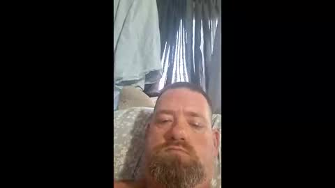 Snapshot of boringguy40 chatting on March 1, 2026, 6:32 pm boringguy40 online show from March 1, 2026, 6:32 pm