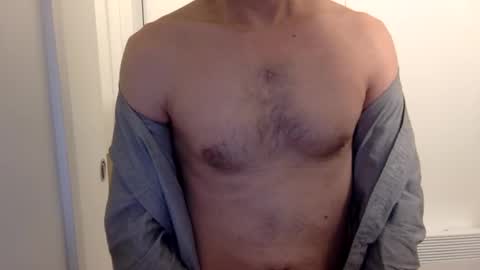 Snapshot of borisvian75019 chatting on January 27, 2025, 12:12 am HornyBoo online show from January 27, 2025, 12:12 am