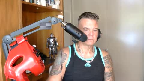 BOSS online show from October 7, 2025, 4:37 pm