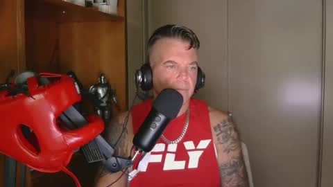 BOSS online show from October 22, 2025, 7:02 pm