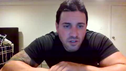 The Italian Boss  online show from November 24, 2025, 11:59 pm