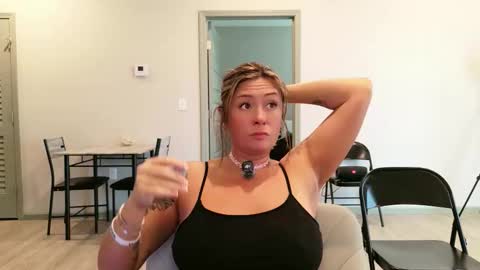 bossyroxy84 online show from March 22, 2026, 4:54 pm