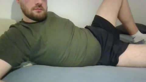 bottomtsinner online show from October 4, 2025, 10:19 pm