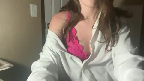 Snapshot of bougiebrunette13 chatting on July 19, 2026, 2:15 am bougiebrunette online show from July 19, 2026, 2:15 am