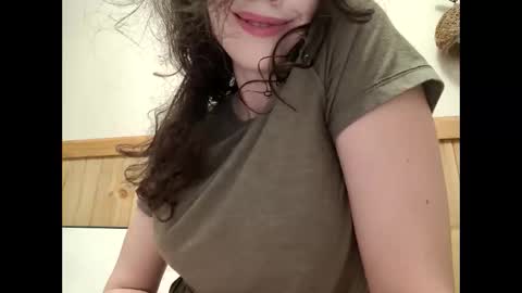 Bouncy Queen Majesty online show from March 11, 2026, 7:31 pm