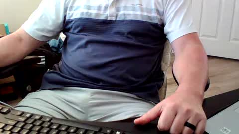 bourbonman144 online show from November 11, 2025, 7:25 pm