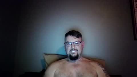 Snapshot of bowtieguy84 chatting on February 26, 2026, 4:22 am bowtieguy84 online show from February 26, 2026, 4:22 am
