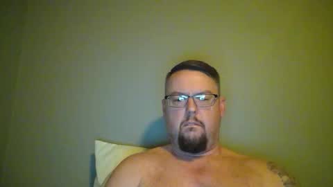 Snapshot of bowtieguy84 chatting on March 17, 2026, 1:54 am bowtieguy84 online show from March 17, 2026, 1:54 am