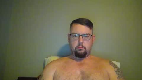 Snapshot of bowtieguy84 chatting on March 20, 2026, 2:27 am bowtieguy84 online show from March 20, 2026, 2:27 am