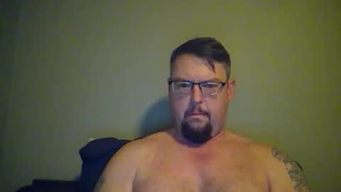 Snapshot of bowtieguy84 chatting on March 27, 2026, 3:01 am bowtieguy84 online show from March 27, 2026, 3:01 am