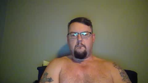 Snapshot of bowtieguy84 chatting on March 27, 2026, 8:59 am bowtieguy84 online show from March 27, 2026, 8:59 am