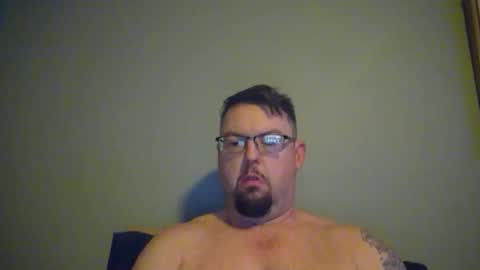 Snapshot of bowtieguy84 chatting on April 5, 2026, 10:34 am bowtieguy84 online show from April 5, 2026, 10:34 am