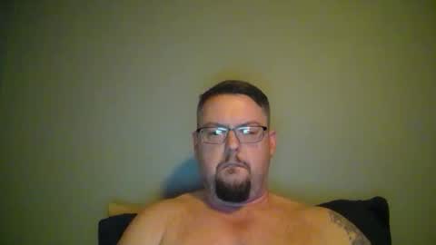 Snapshot of bowtieguy84 chatting on April 7, 2026, 1:50 am bowtieguy84 online show from April 7, 2026, 1:50 am