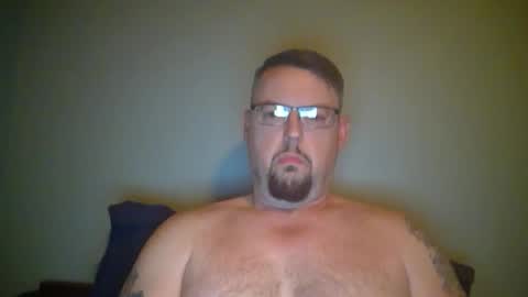 Snapshot of bowtieguy84 chatting on May 3, 2026, 3:12 am bowtieguy84 online show from May 3, 2026, 3:12 am