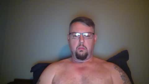 Snapshot of bowtieguy84 chatting on May 5, 2026, 2:19 am bowtieguy84 online show from May 5, 2026, 2:19 am