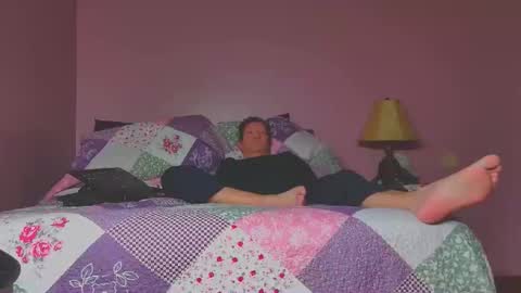 Rihanna online show from December 15, 2025, 10:03 pm