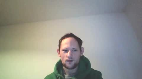 Snapshot of boy655412 chatting on February 10, 2026, 8:29 am boy62 online show from February 10, 2026, 8:29 am