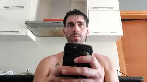 Snapshot of boy_aroundtheworld chatting on April 8, 2026, 2:39 pm Dan online show from April 8, 2026, 2:39 pm