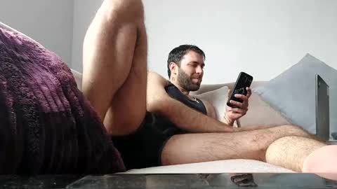 Snapshot of boy_aroundtheworld chatting on May 11, 2026, 8:31 am Dan online show from May 11, 2026, 8:31 am