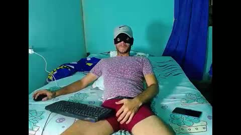 boy_horny_dirty online show from January 14, 2026, 10:47 pm