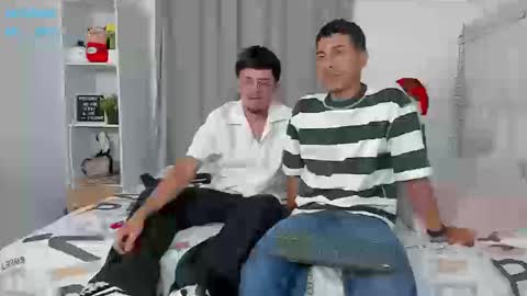 Snapshot of boy_jerry chatting on December 20, 2025, 4:19 am boy_jerry online show from December 20, 2025, 4:19 am