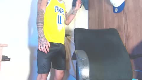 boy_master5 online show from February 26, 2025, 10:04 am