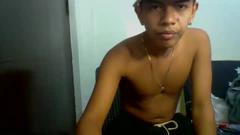 Snapshot of boyax16 chatting on December 11, 2024, 6:52 pm boyax16 online show from December 11, 2024, 6:52 pm