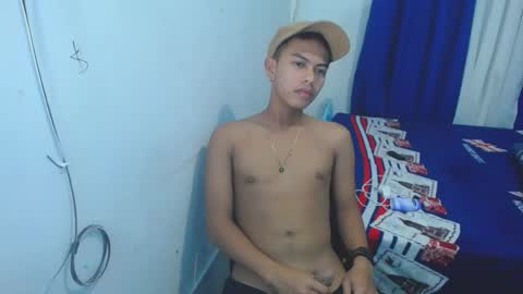 Snapshot of boyax16 chatting on December 28, 2024, 12:56 pm boyax16 online show from December 28, 2024, 12:56 pm