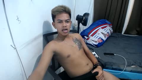 Snapshot of boyax16 chatting on February 11, 2025, 7:02 am boyax16 online show from February 11, 2025, 7:02 am