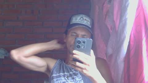 Snapshot of boycumlatino21 chatting on April 18, 2026, 6:34 pm Boy online show from April 18, 2026, 6:34 pm