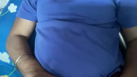 boydat2255 online show from April 8, 2026, 1:11 pm