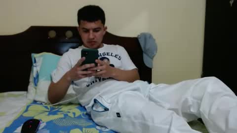 boyfit2023 online show from December 6, 2024, 1:51 am